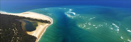 Mirapool Lagoon - Moreton Island - QLD H (PBH4 00 19207)